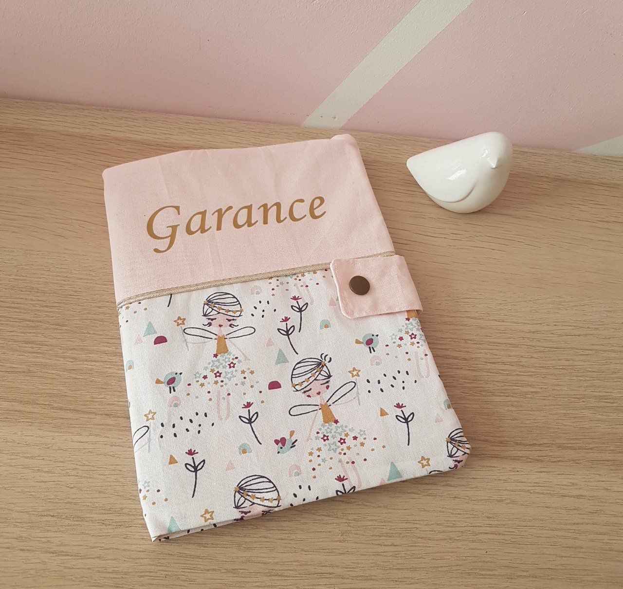 Protège carnet de santé souricette rose personnalisable