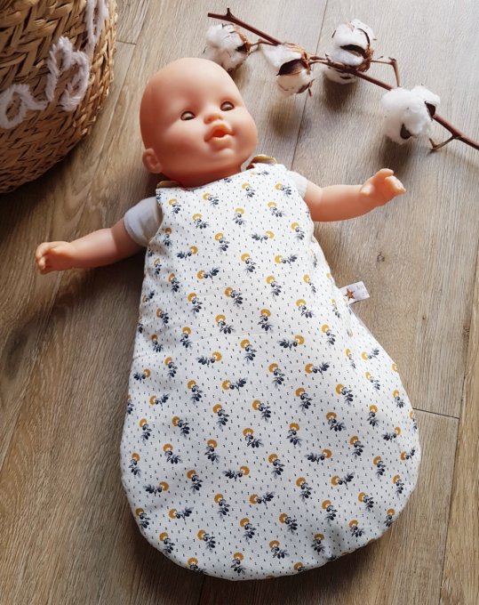 Gigoteuse Adélaïde poupée de 30 à 42cm