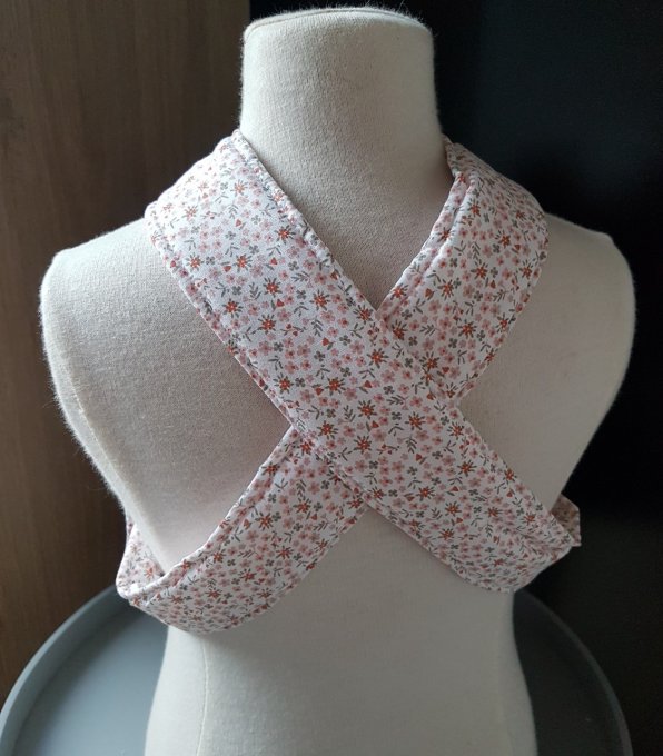 Porte bébé fleuri pour poupée Modèle Salomé  Rose