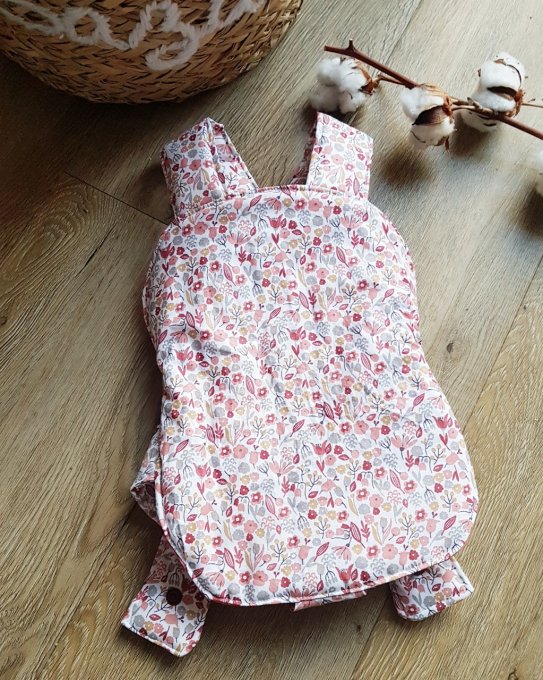 Porte bébé fleuri pour poupée Louison terra cotta