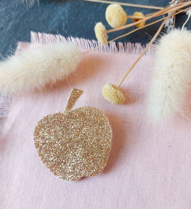 Broche pomme