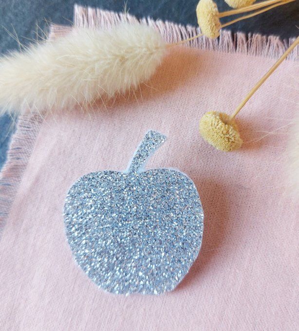 Broche pomme