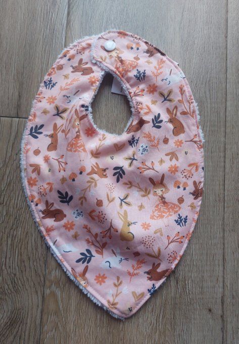 bavoir bandana modèle fille 1