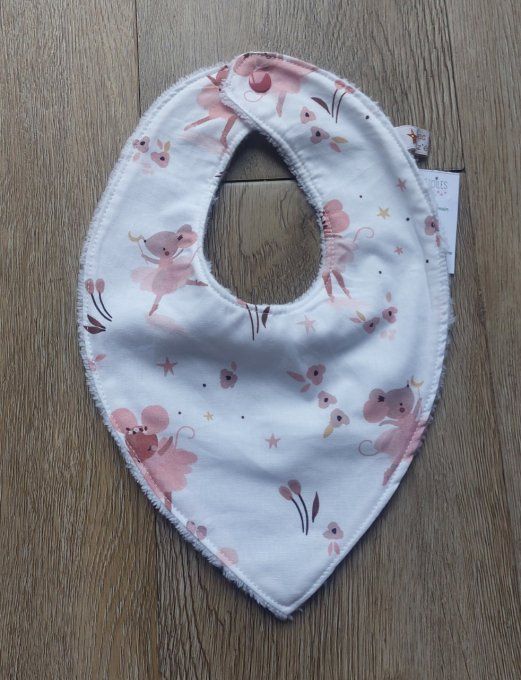 bavoir bandana modèle fille 2