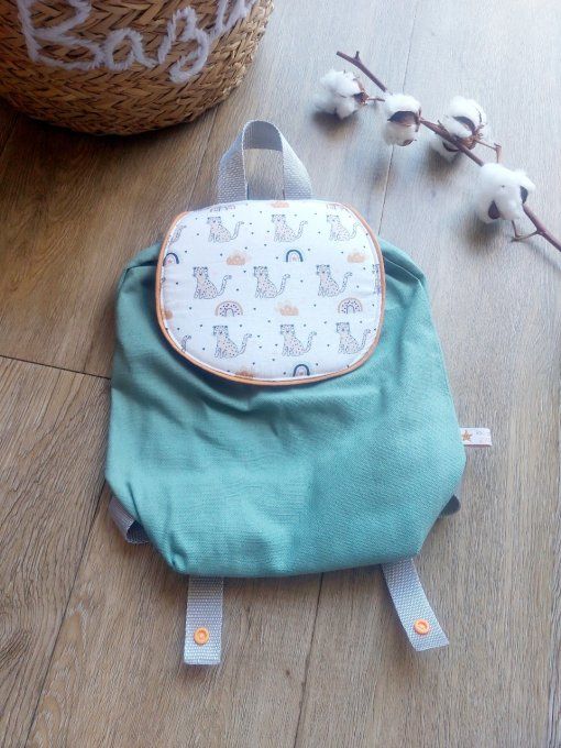 Sac à dos maternelle amande imprimé guépard