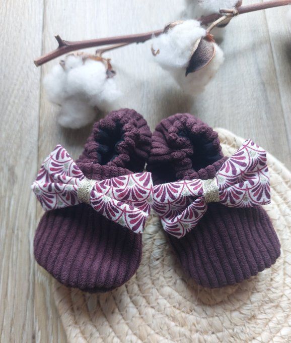 Chaussons bébé en velours 4 coloris
