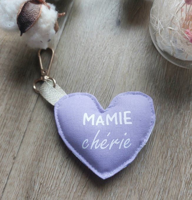 porte clé coeur lilas mamie chérie