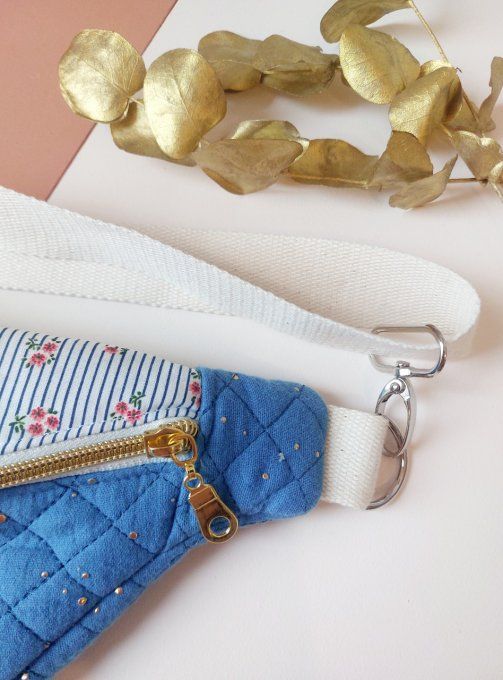 Petite banane bi-matière bleu