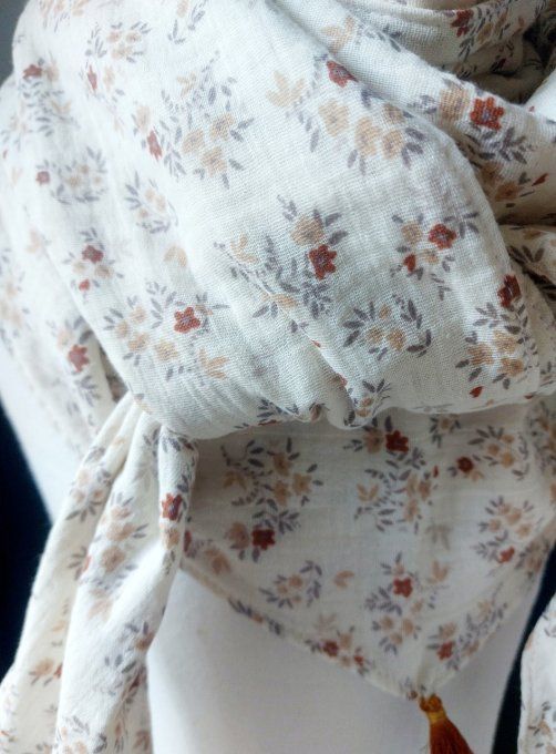 Foulard chèche gaze de coton écru motif fleuri
