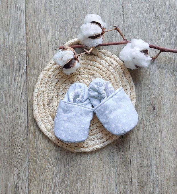 Chaussons bébé étoile gris 2 tailles