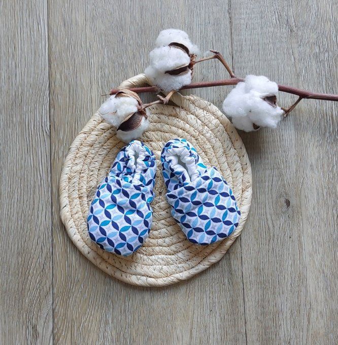 Chaussons bébé rosace bleu 2 tailles