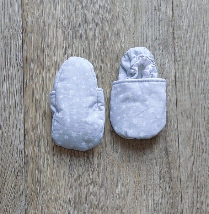 Chaussons bébé étoile gris 2 tailles
