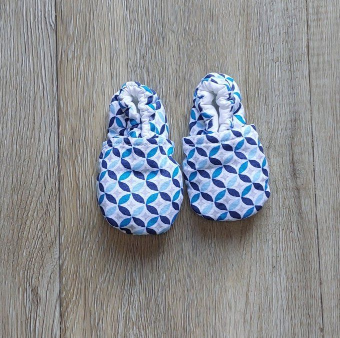 Chaussons bébé rosace bleu 2 tailles