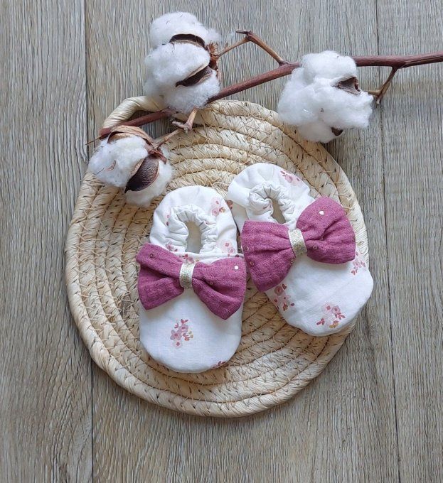 Chaussons bébé Eléonore rose 2 tailles
