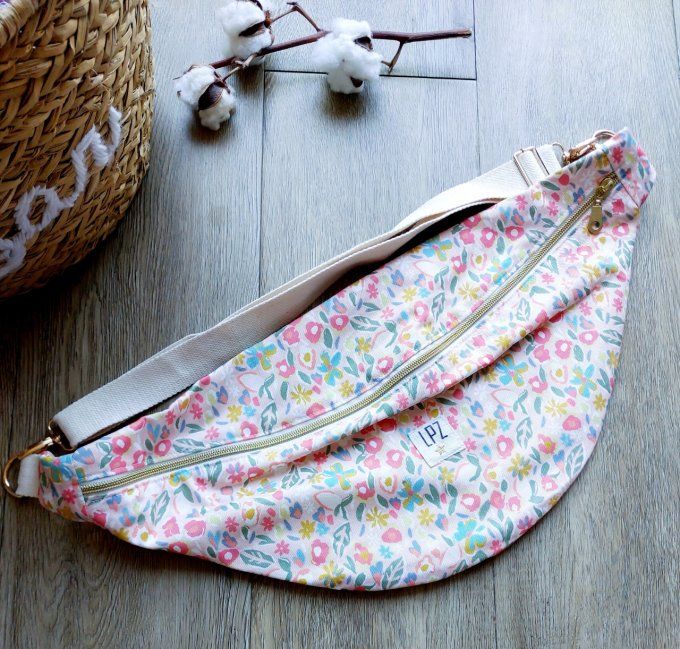 Maxi sac banane imprimé fleuris