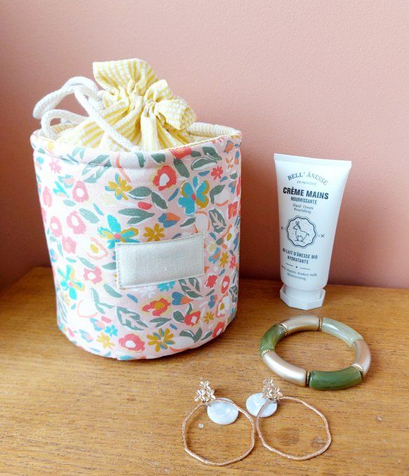 Panier pochon trousse rond fleuri corail et jaune