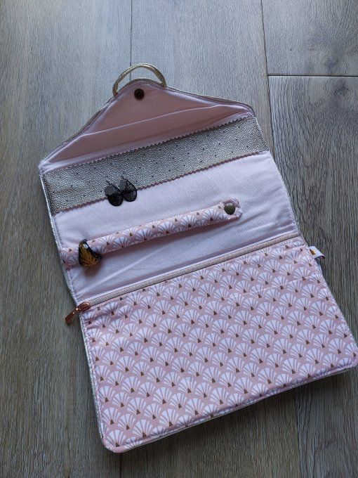 Pochette à Bijoux grandes écailles 