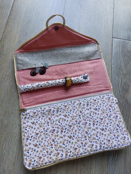 Pochette à bijoux différents motifs